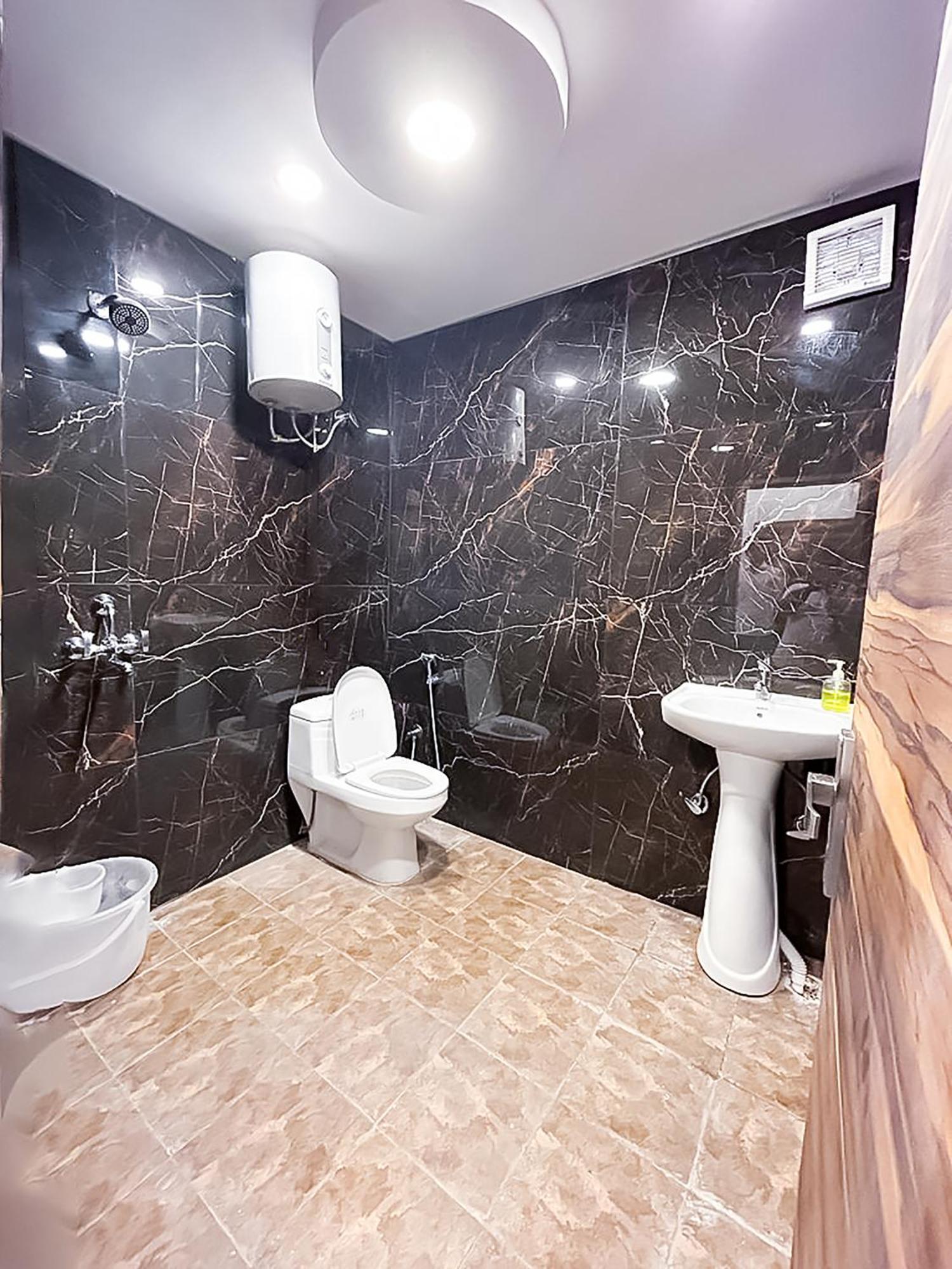 Hotel Js Garden - Near Jaypee Hospital Noida Dış mekan fotoğraf
