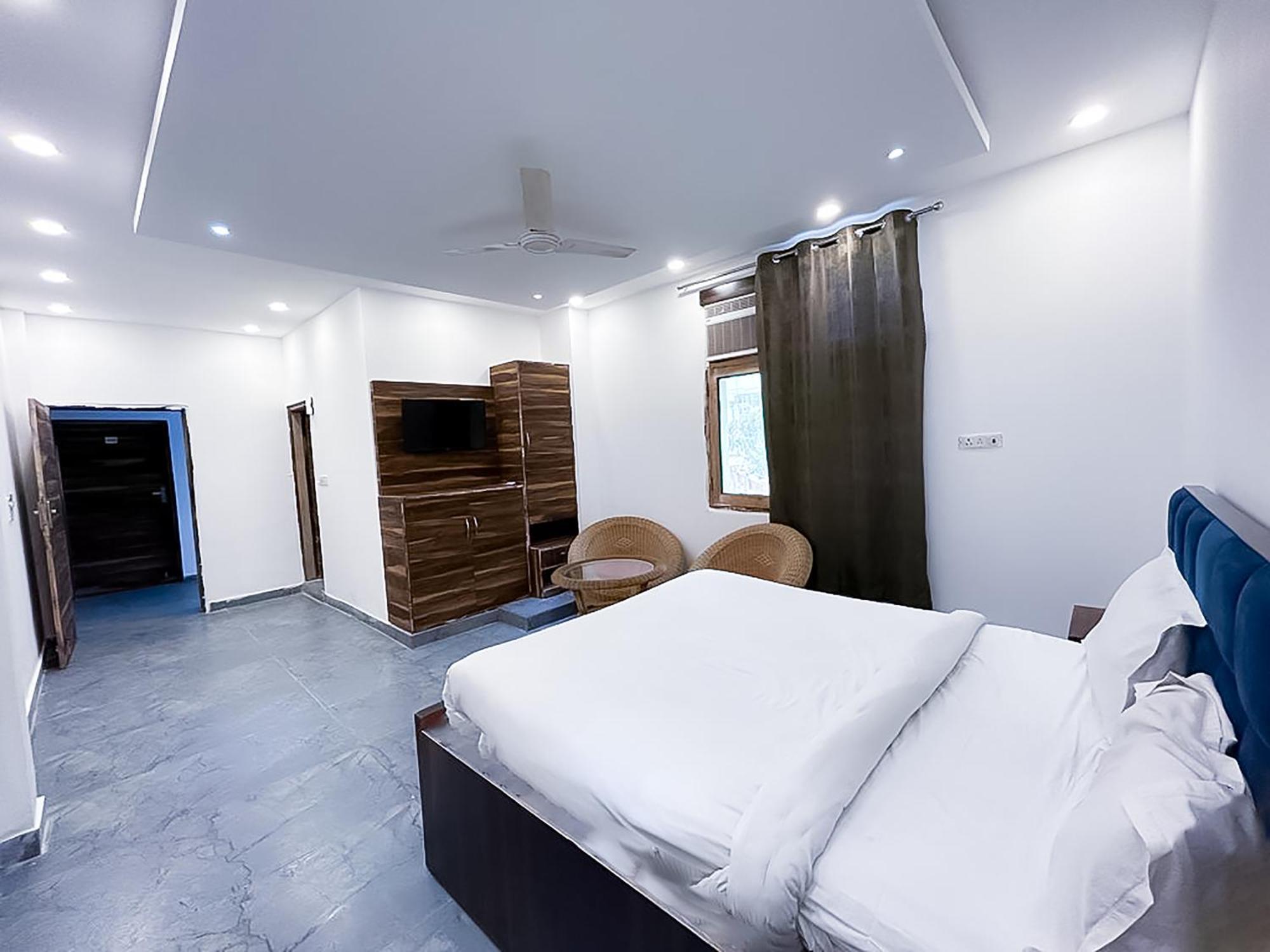 Hotel Js Garden - Near Jaypee Hospital Noida Dış mekan fotoğraf