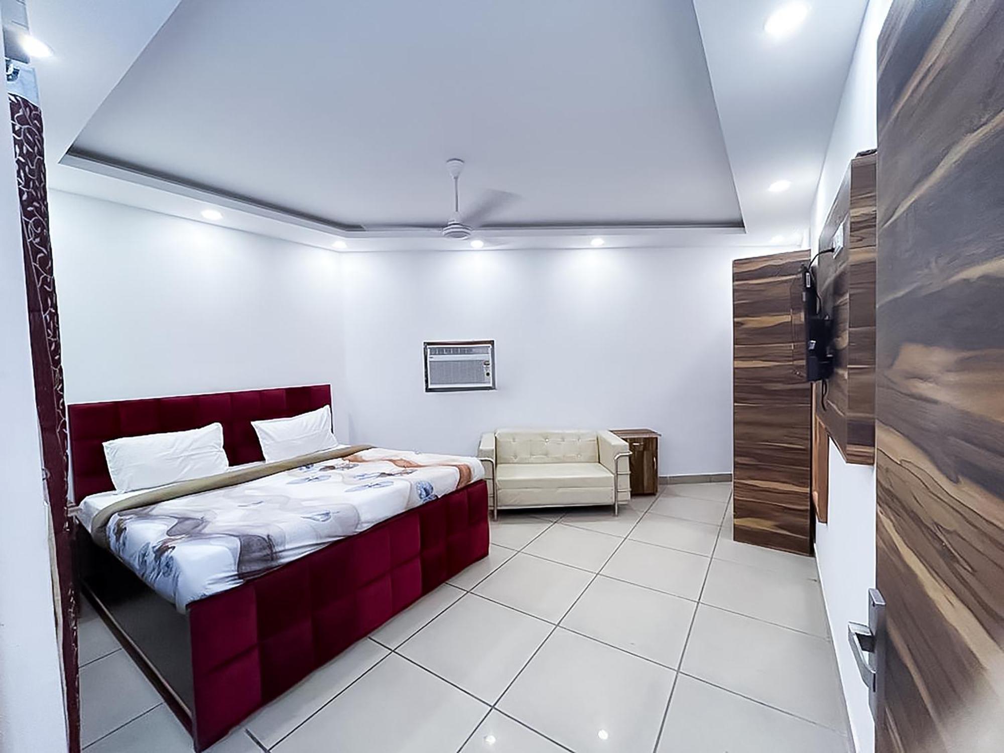 Hotel Js Garden - Near Jaypee Hospital Noida Dış mekan fotoğraf